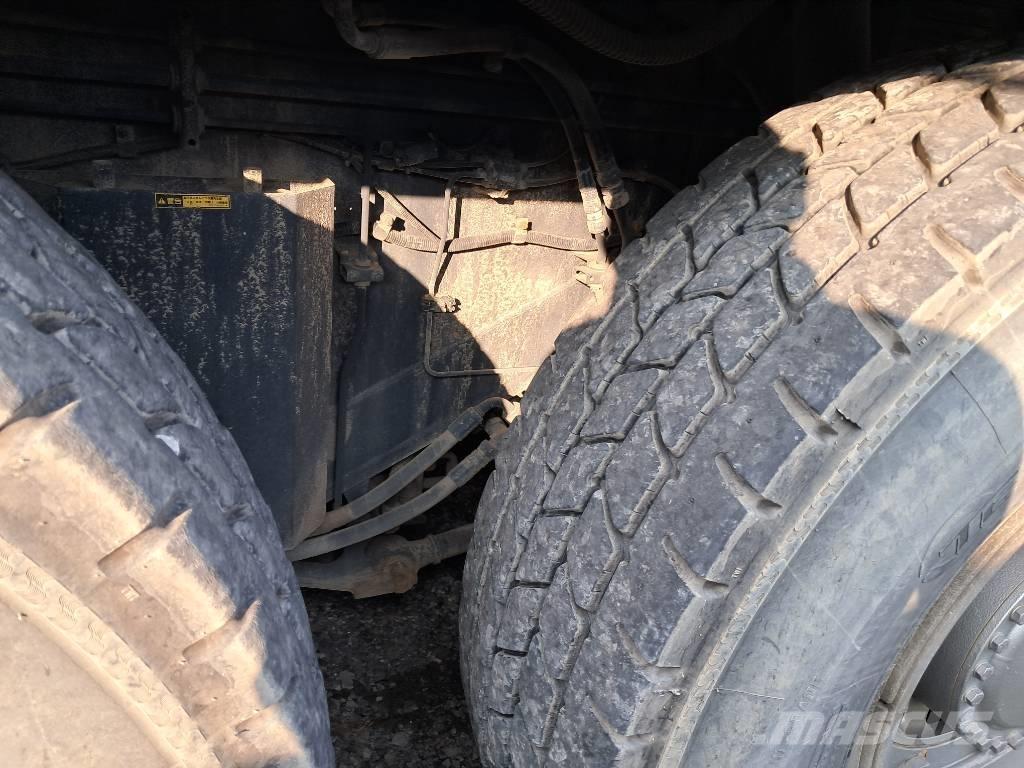 Kato KR-75H автокрани всюдиходи