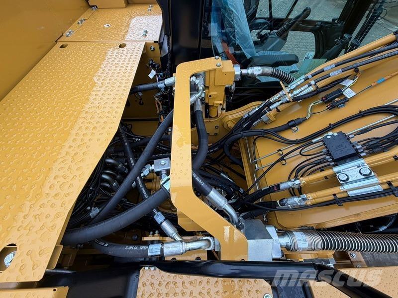 CAT 323-07 Гусеничні екскаватори