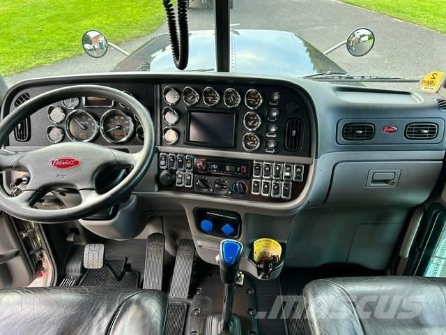 Peterbilt 389 Тягачі