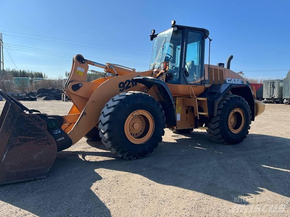 CASE 921 F Фронтальні навантажувачі