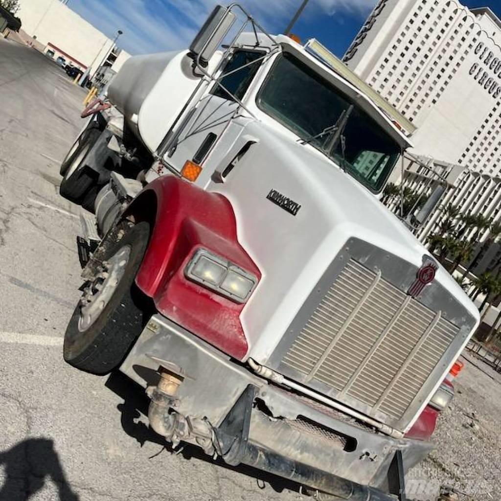 Kenworth T 800 Поливальні машини
