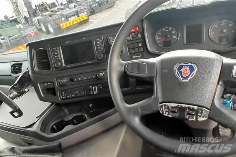 Scania G460 Вантажівки / спеціальні