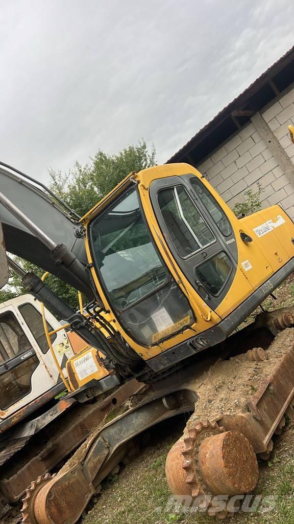 Volvo EC 210 B LC Радіатори