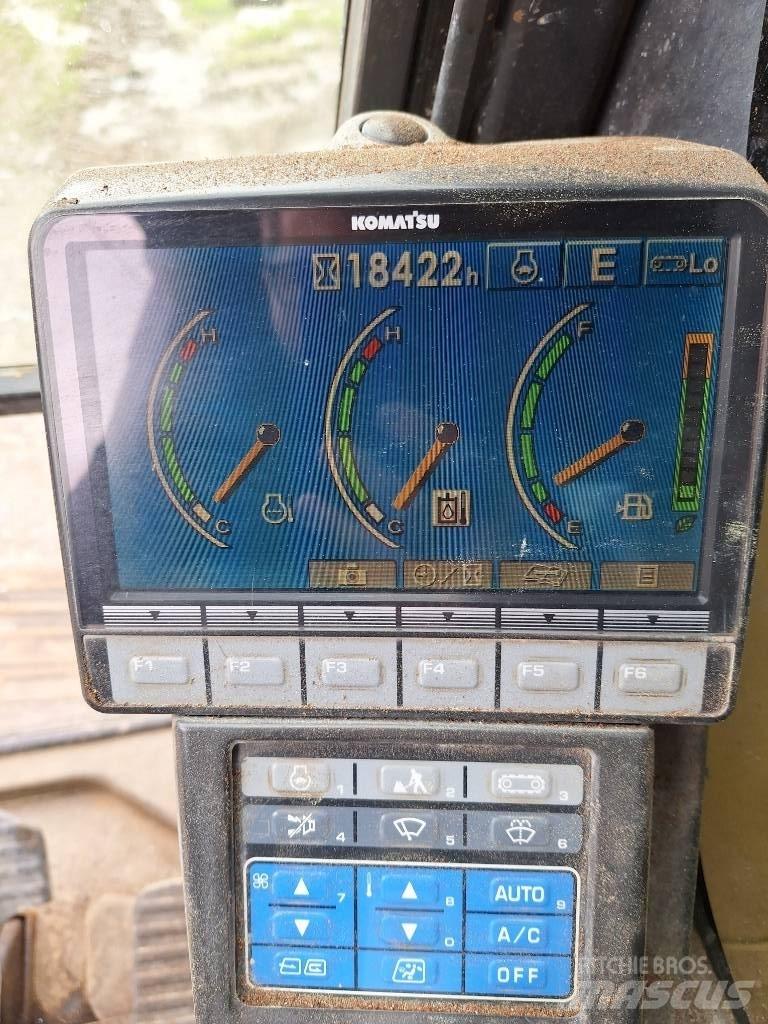 Komatsu PC 210 LC-8K Гусеничні екскаватори