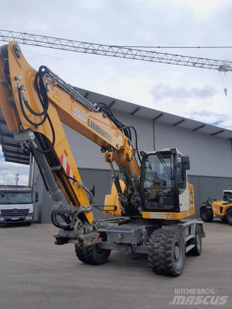 Liebherr A 916 Колісні екскаватори