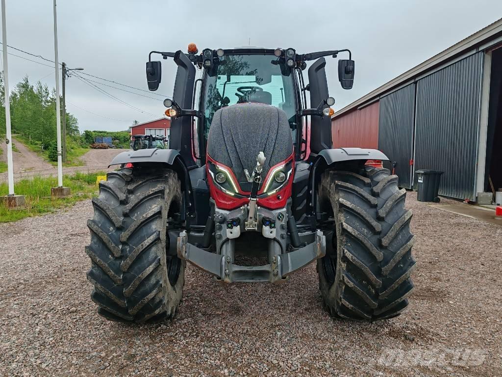 Valtra T 195 Direct Трактори