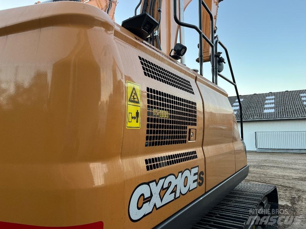 CASE CX210 E Гусеничні екскаватори
