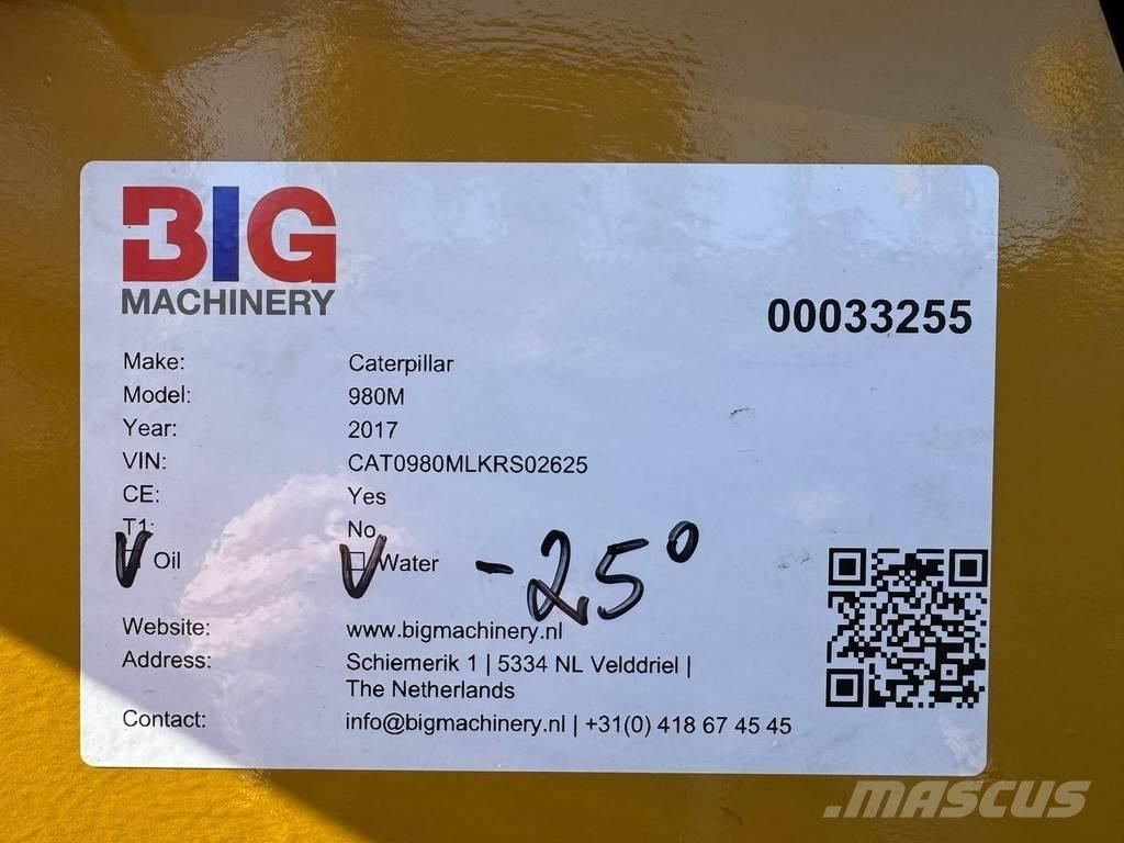 CAT 980M Фронтальні навантажувачі