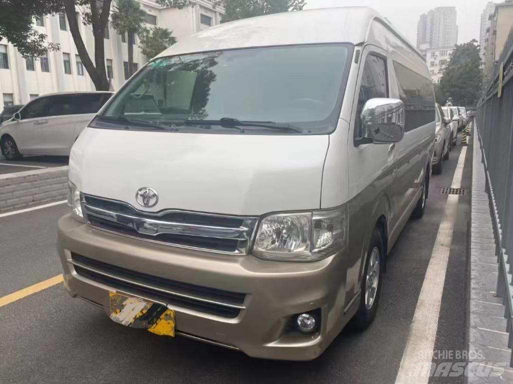 Toyota Coaster Міжміські автобуси