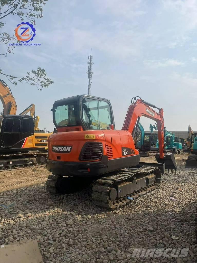 Doosan DX 60 Міні-екскаватори < 7т