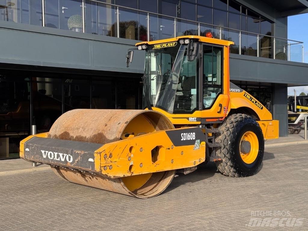 Volvo SD160B Пневматичні катки
