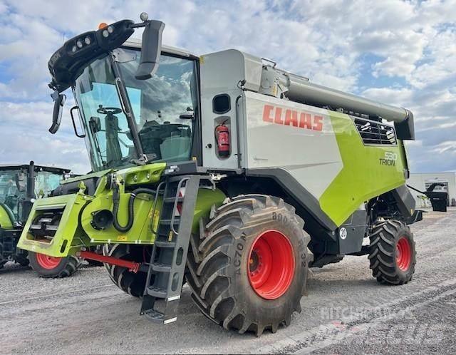 CLAAS TRION 530 Зернозбиральні комбайни