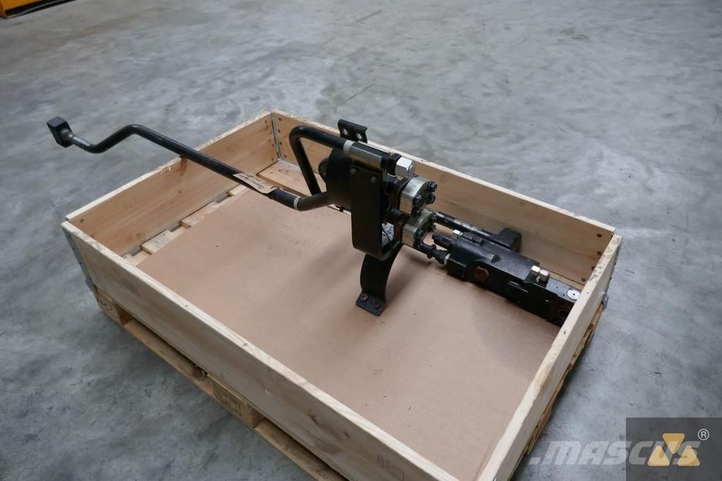 CAT 352-7143 Транспорт - Інші