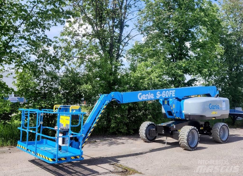 Genie S-60 FE Колінчаті підйомники