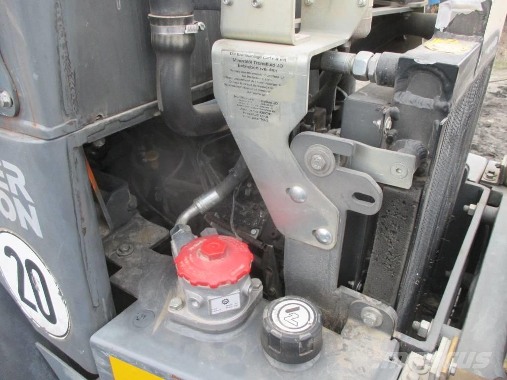 Wacker Neuson WL 25 Фронтальні навантажувачі