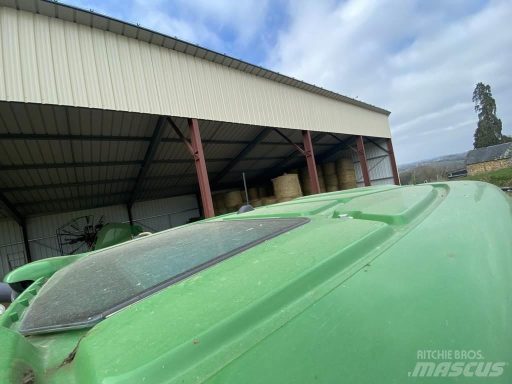 John Deere 6100 M Трактори