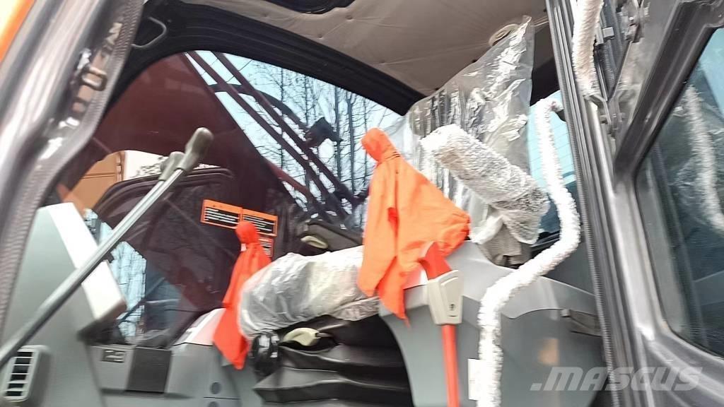 Doosan 225 LC-9 Гусеничні екскаватори