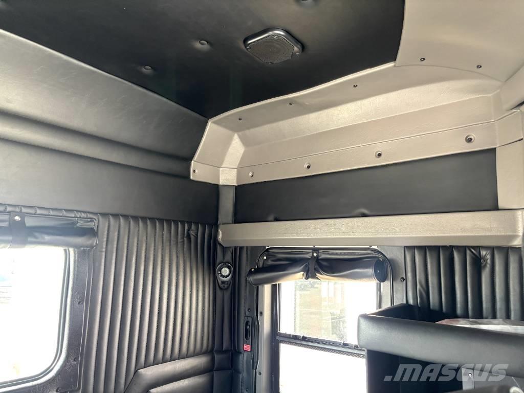 Kenworth W 900 Тягачі