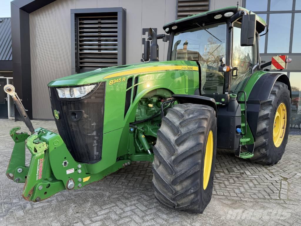 John Deere 8345 R Трактори