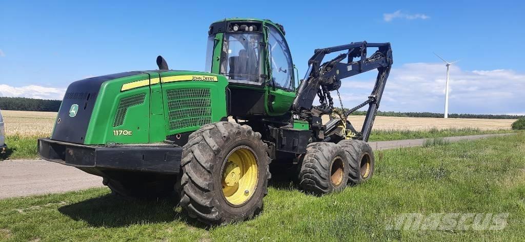 John Deere 1170 E Харвестери