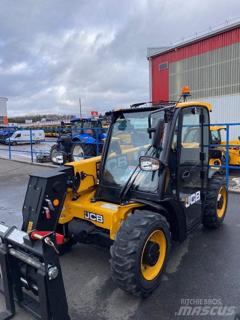 JCB 514-40 Agri Телескопічний навантажувач