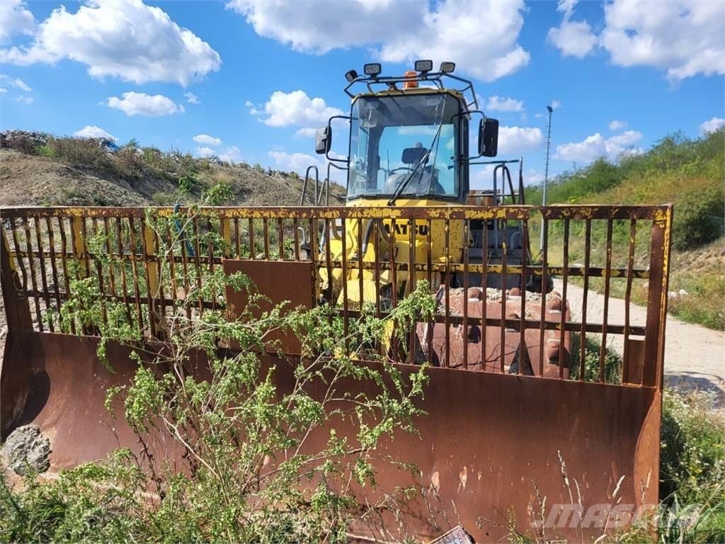 Komatsu WF 450T-3 Будтехніка - Інші