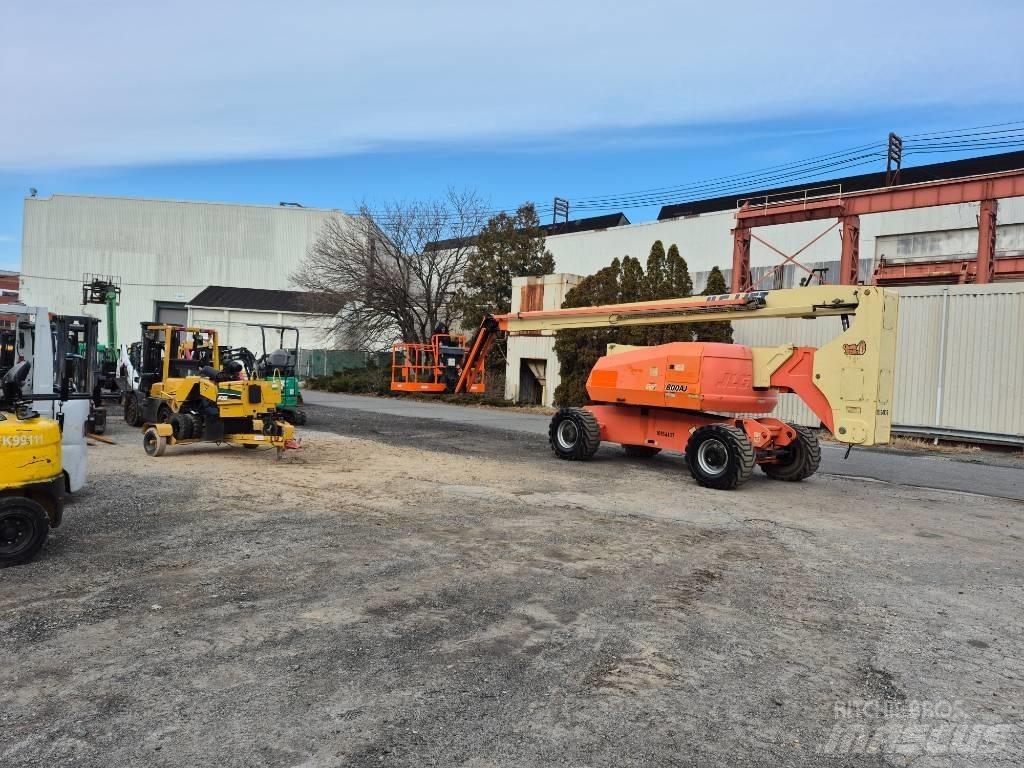 JLG 800 AJ Колінчаті підйомники