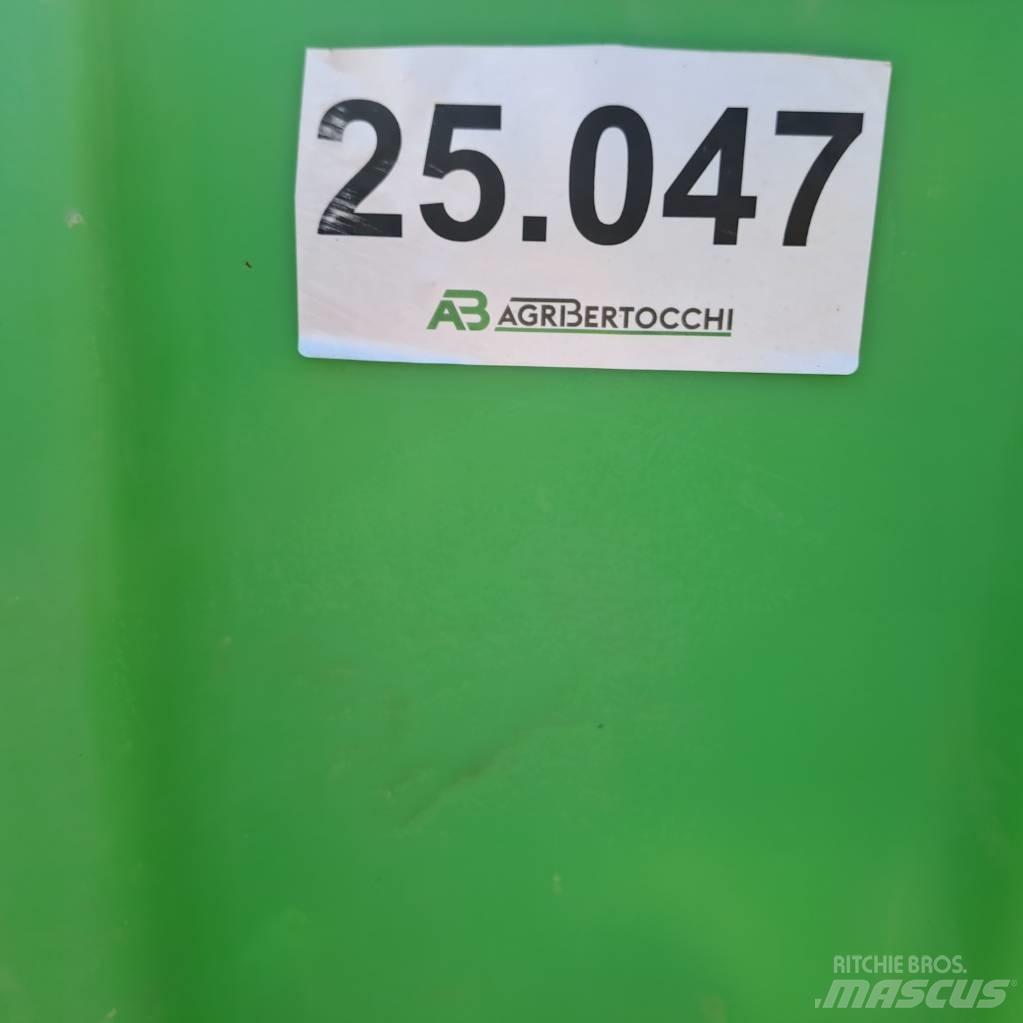 Rostselmash NN Причіпні обприскувачі