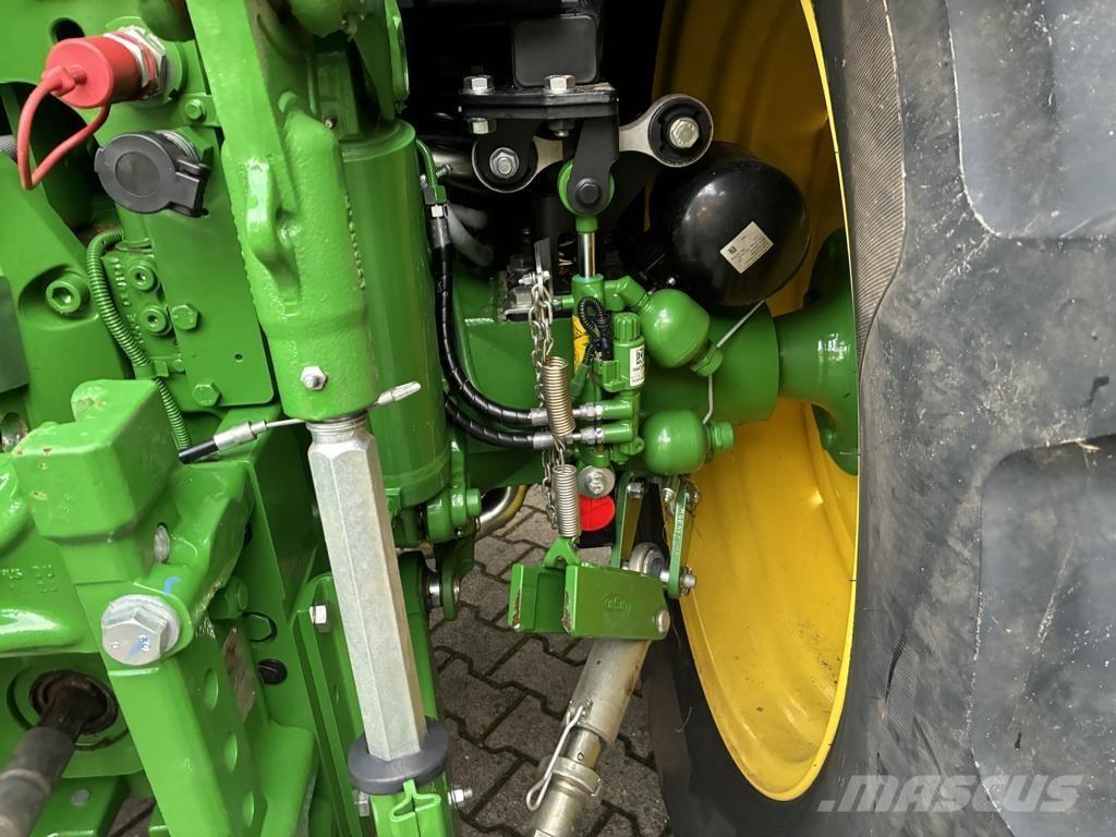 John Deere 6R150 Трактори