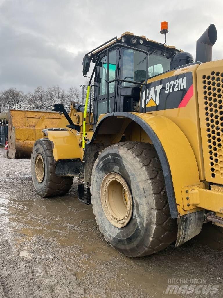 CAT 972 M Фронтальні навантажувачі