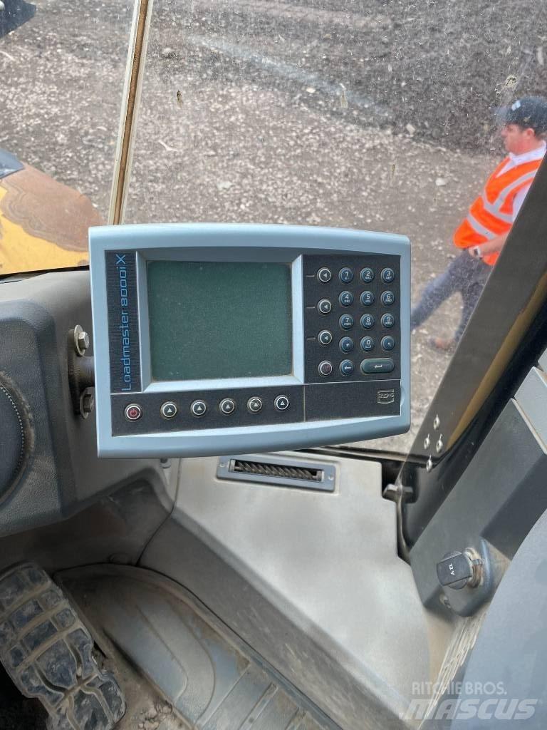 CAT 972 M Фронтальні навантажувачі