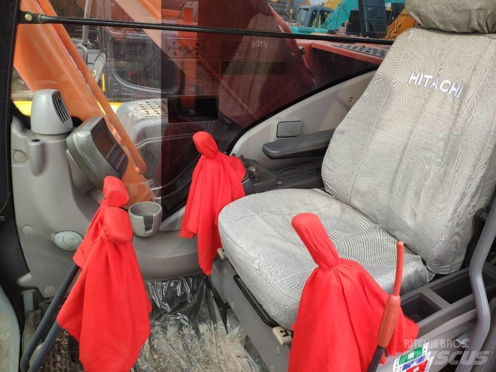 Hitachi ZX 240 H Гусеничні екскаватори
