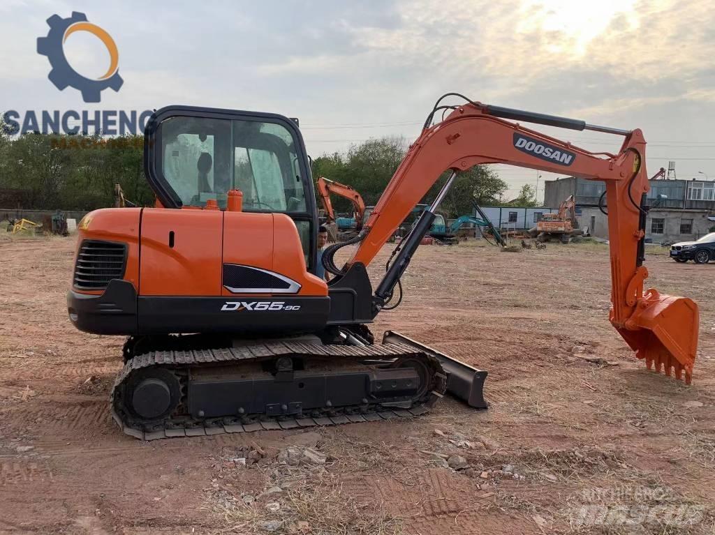 Doosan DX 55 Гусеничні екскаватори