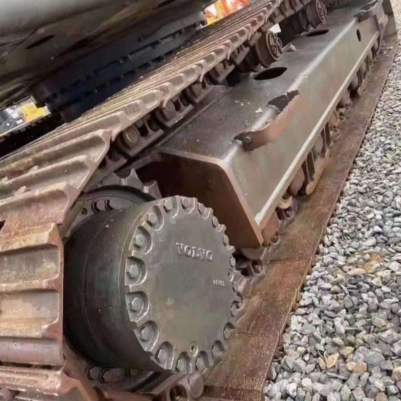 Volvo EC 360 Гусеничні екскаватори