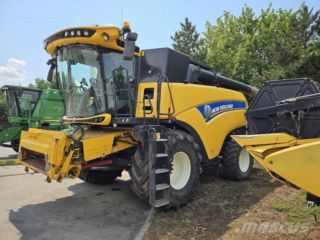 New Holland CX8.70 Зернозбиральні комбайни