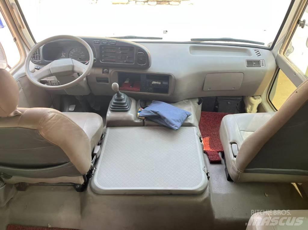Toyota Coaster Міжміські автобуси