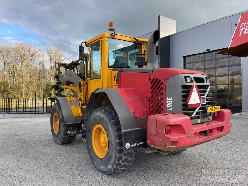 Volvo L 90 E CDC + BSS Фронтальні навантажувачі