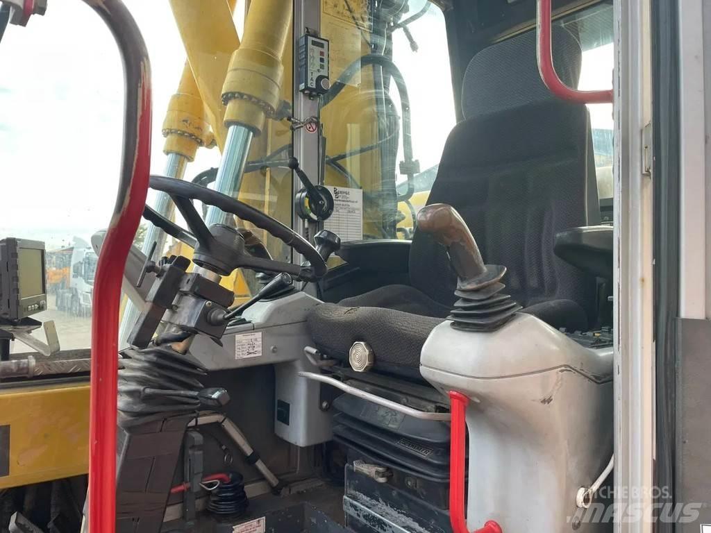 Atlas 1404K Колісні екскаватори