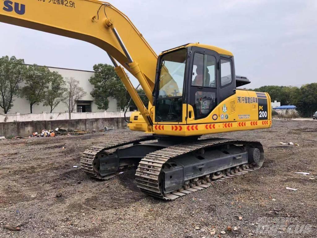 Komatsu pc200-7 Гусеничні екскаватори