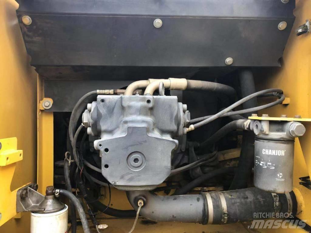Komatsu pc200-7 Гусеничні екскаватори