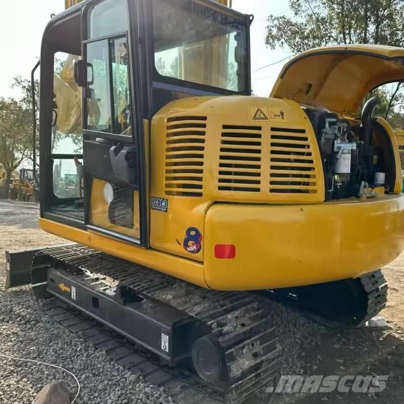 Komatsu PC 70 Гусеничні екскаватори