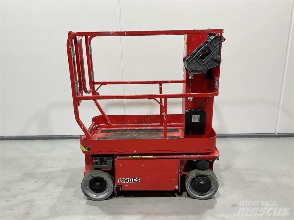 JLG 1230ES Підйомники-ножиці
