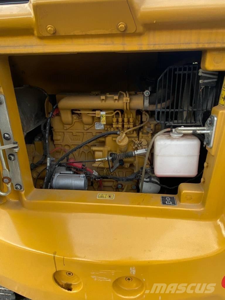 CAT 306 Гусеничні екскаватори