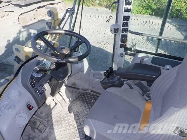 Volvo L 120 H Фронтальні навантажувачі
