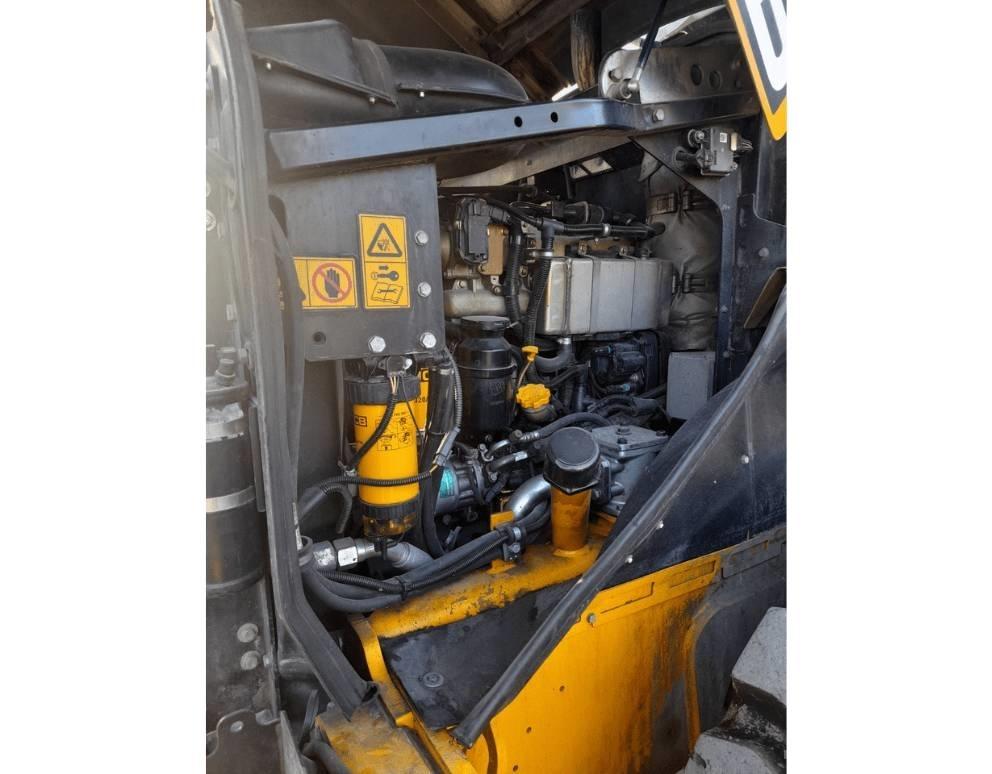 JCB 417 Фронтальні навантажувачі