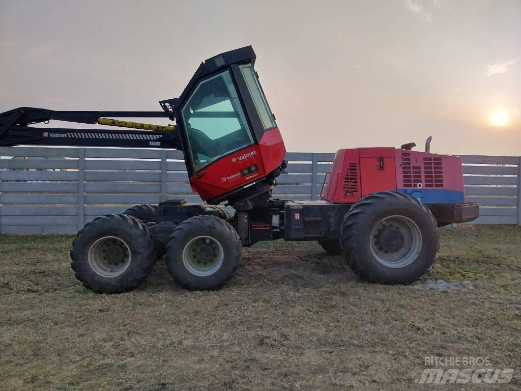 Valmet 901.1 Харвестери