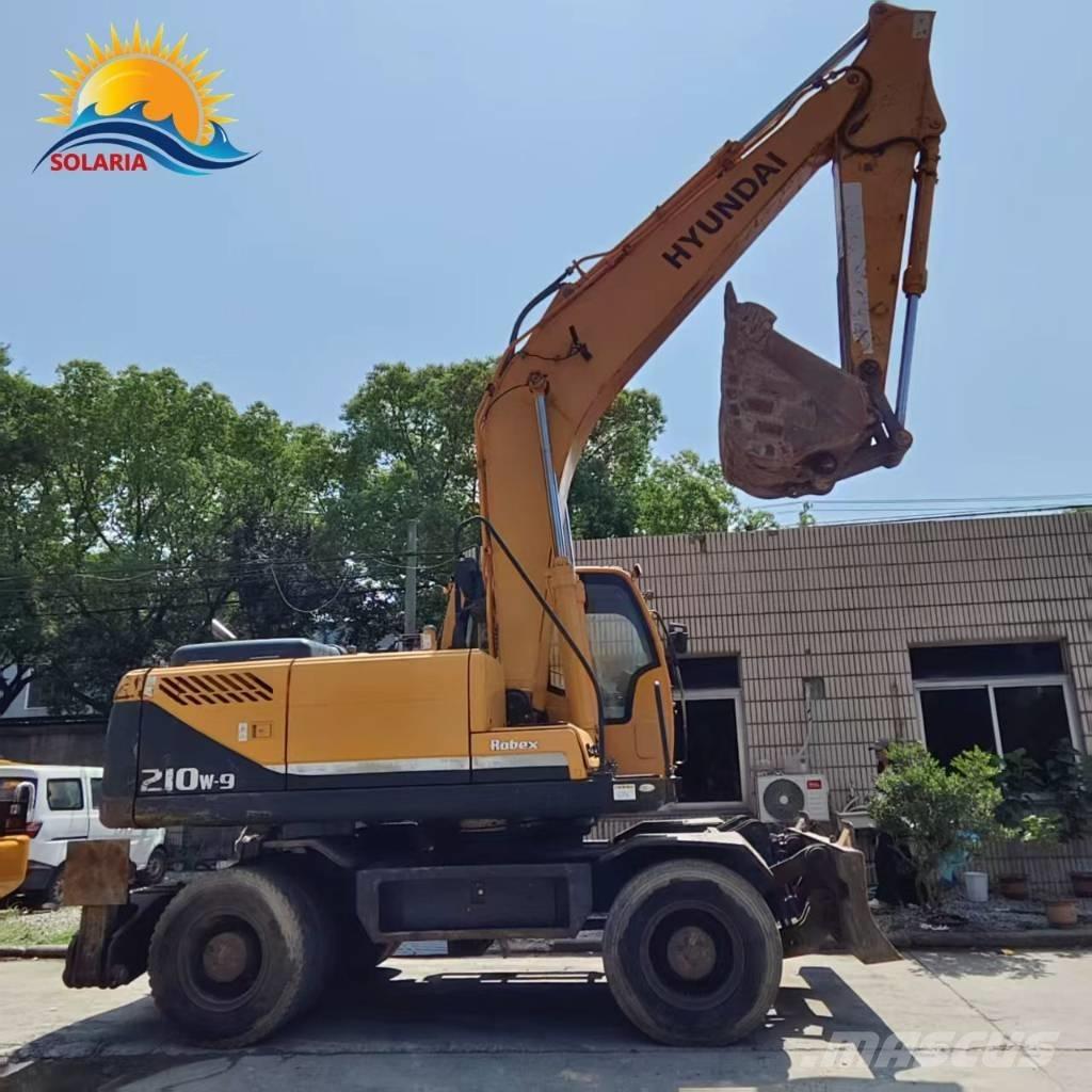 Hyundai r210w-9 Колісні екскаватори