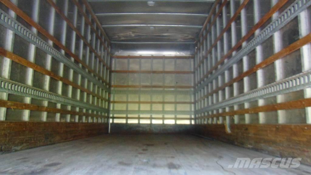 Freightliner M2 Фургони