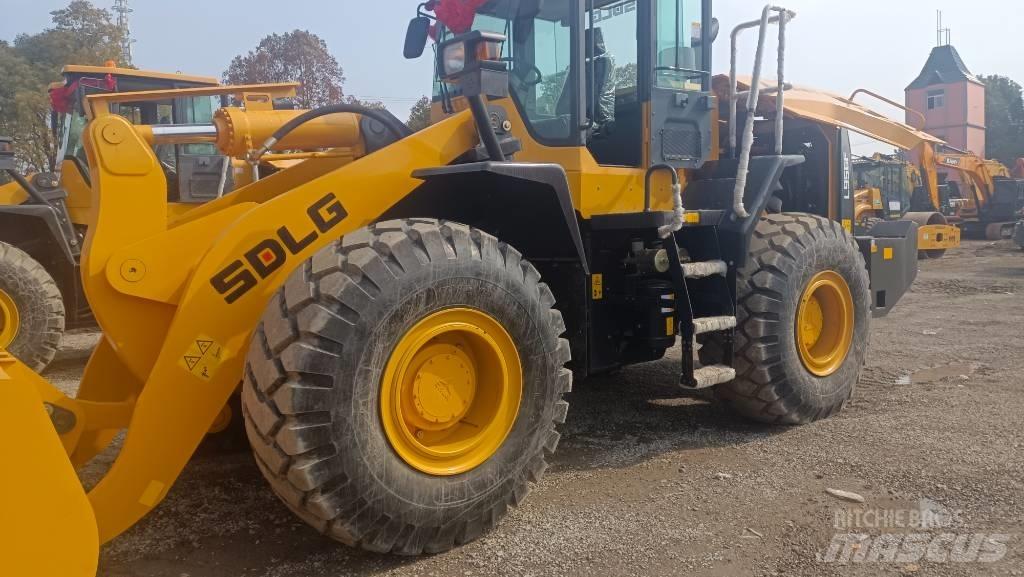 SDLG LG 956 L Фронтальні навантажувачі
