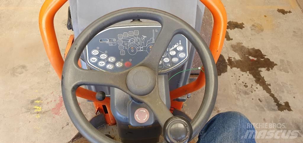 Hamm HD 10 C VV Котки тротуарні